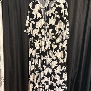 Torrid Black & White Floral Dress